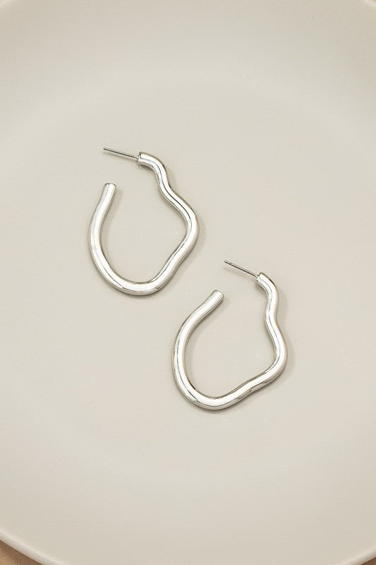 Irregular shape metal hoop earrings - Anew Couture
